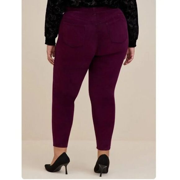 Torrid Windsor Wine Bombshell Skinny Corduroy High-Rise Jean Size 28 NWOT - Picture 11 of 12